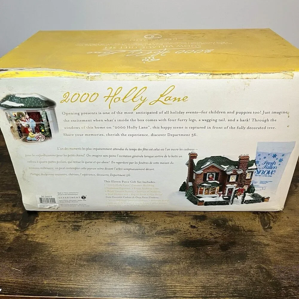 Department 56 Original Snow Village 2000 Holly Lane #54977 House w/ Box Set